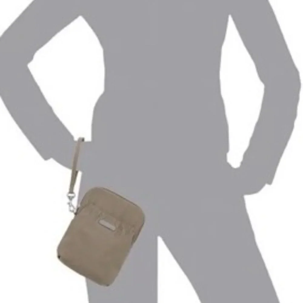 Baggallini RFID Crossbody Wristlet with Zipper Closure - Picture 7 of 9
